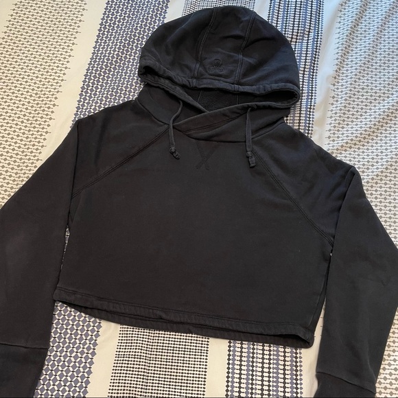 TNA Cropped Adjustable Hoodie - Picture 2 of 9